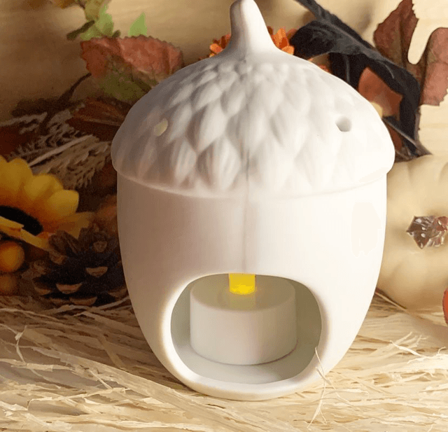 'Cosy' White Acorn Tea-Light Holder